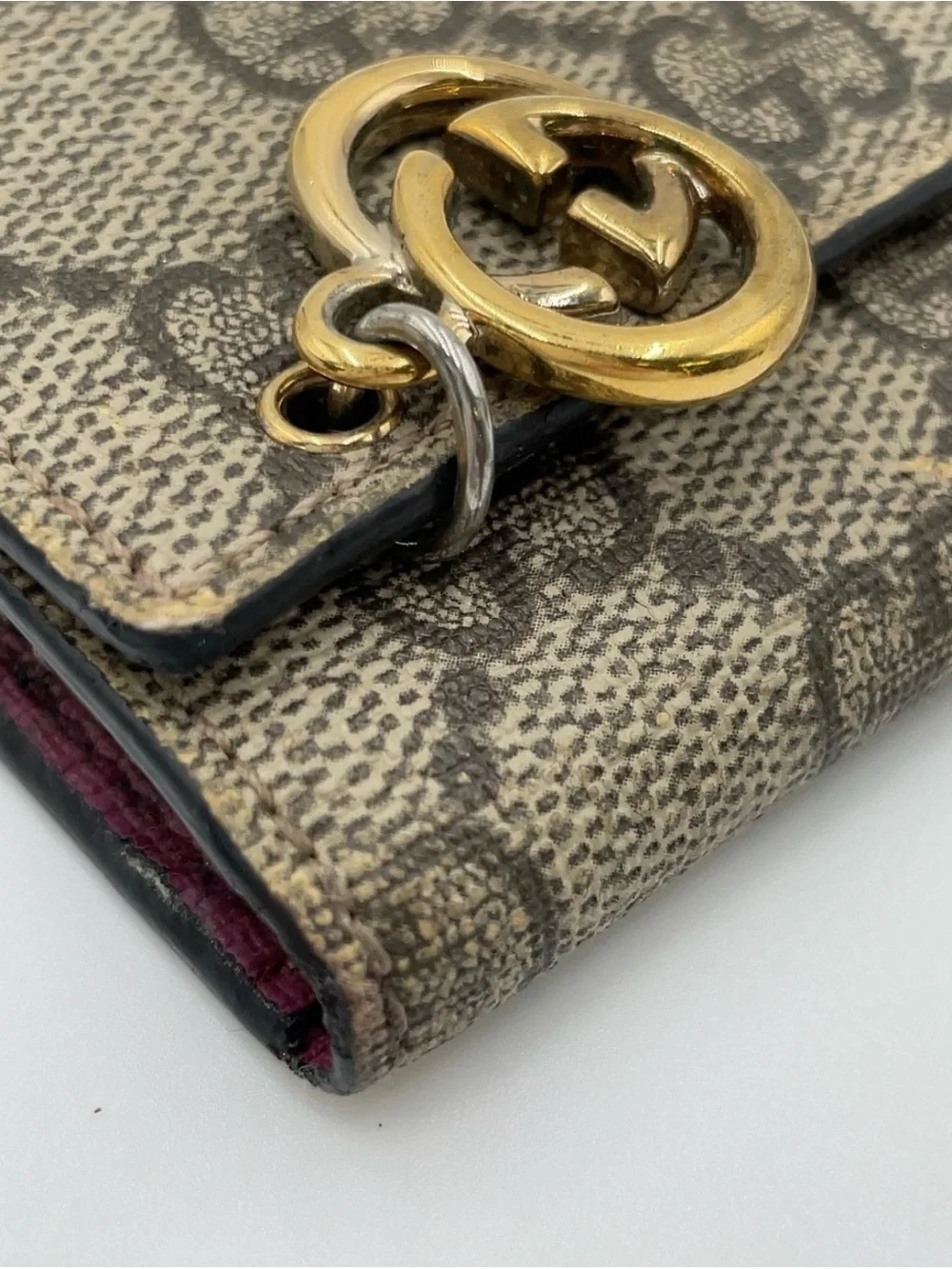 Auth Gucci GG Supreme Brown Leather 6-Key Holder 212111 with GG Charm - Picture 9 of 16